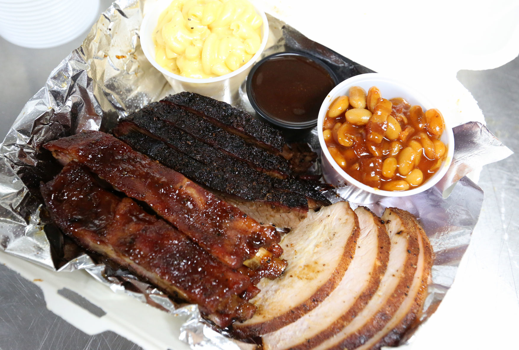 FREEMAN BROTHERS BBQ